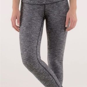 Lululemon Wunder Under Pant Coco Pique B/W Size 4